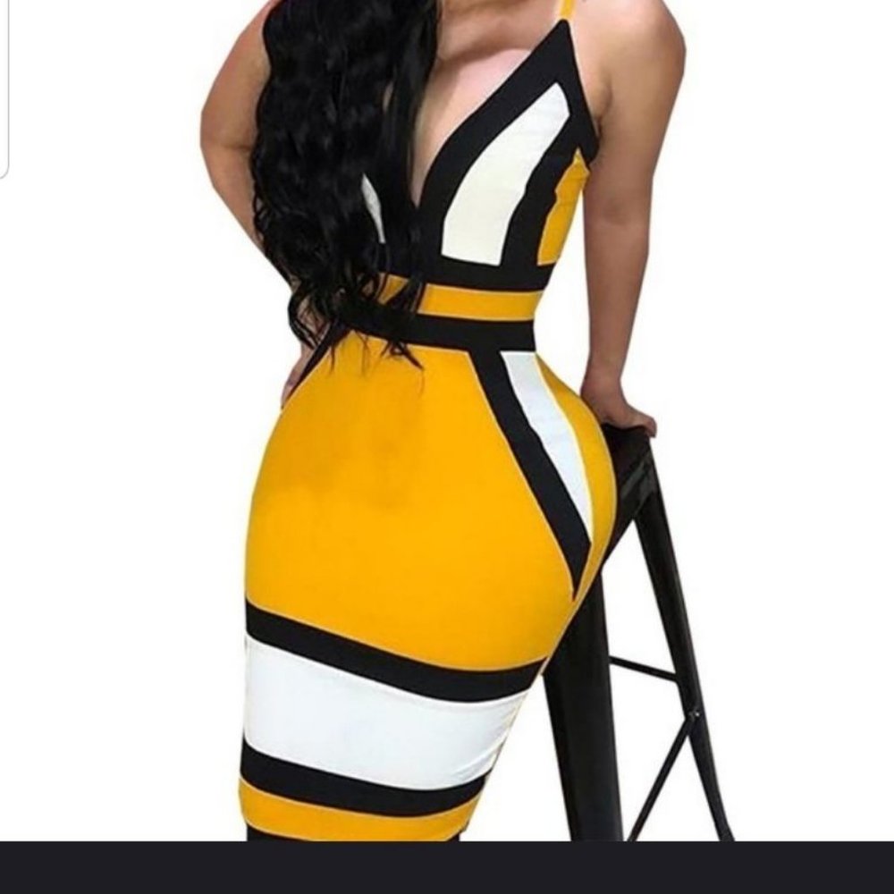 BEAUTIFUL YELLOW & WHITE DRESS